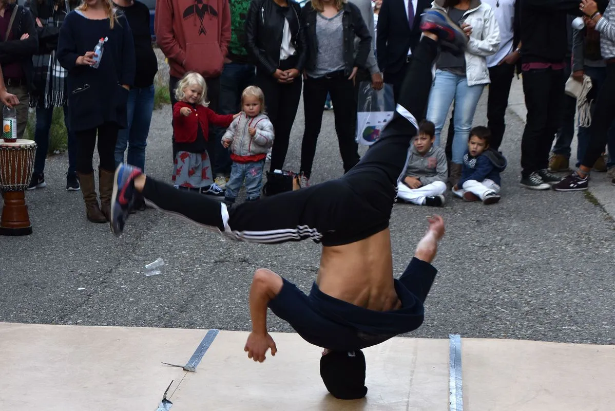 /history/2015_15 Jahre_Jubi_Breakdance.webp